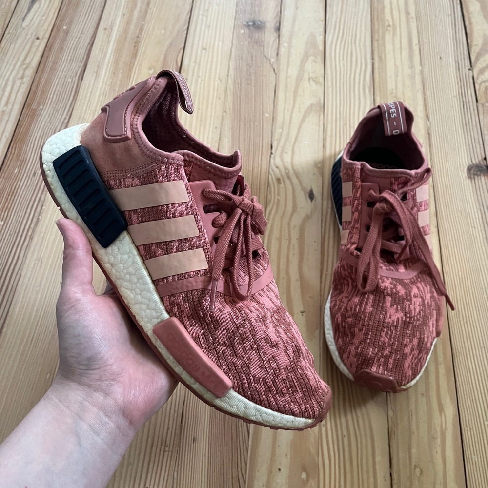 Adidas NMD R1 Raw Pink Trace Pink Glitch Knit Women Sneakers Casual Athletic Gym